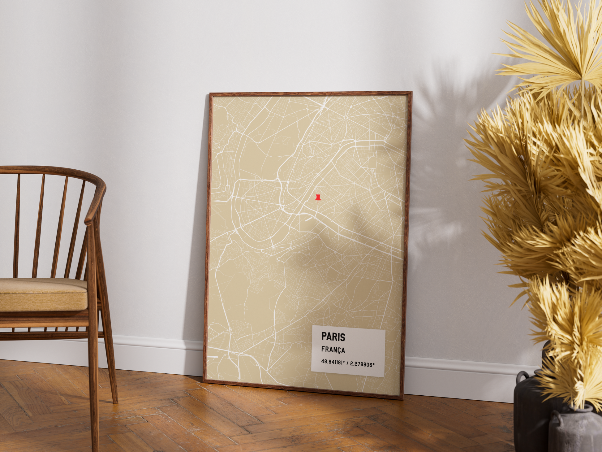 Tela canvas do mapa da cidade de Paris com uma moldura de madeira tingida.